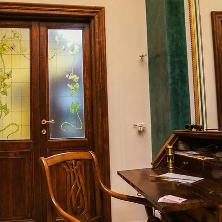 ロッタヴォ レ ディ アパート ローマ