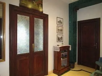 ロッタヴォ レ ディ アパート